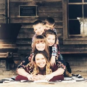 Meet your Posher, Alissa